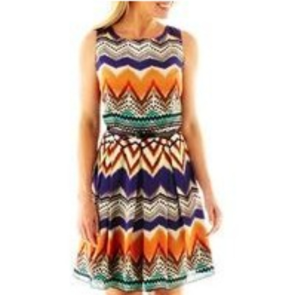 Isabel & Nina Aztec Print A-Line Dress. Sz. 4